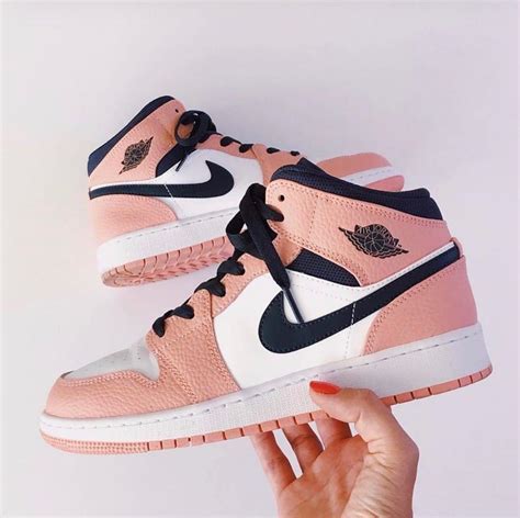 nike jordans for women.